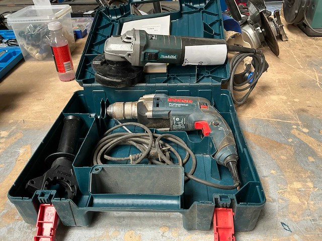 Bosch en makita elektrische gereedschappen (2x) - afbeelding 1 van  5