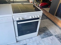 Bosch fd8805 fornuis - afbeelding 1 van  6