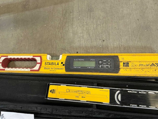 Bosch gam 270 mfl hoekmeter - afbeelding 1 van  2