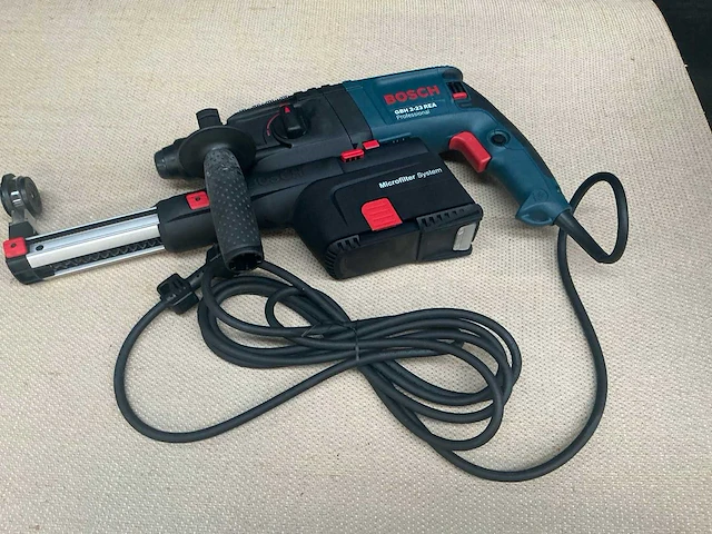 Bosch gbh 2-23 rea boormachine met stofafzuiging - afbeelding 1 van  8
