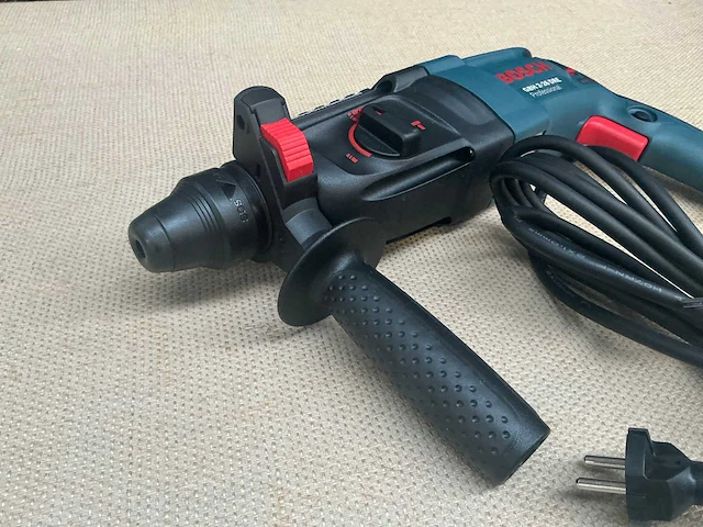 Bosch gbh 2-26 dre boormachine - afbeelding 2 van  6