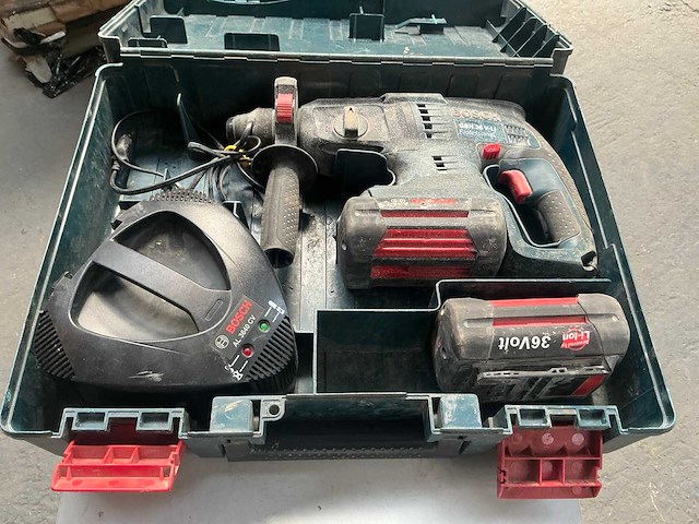 Bosch gbh 36v-li boormachine - afbeelding 1 van  8