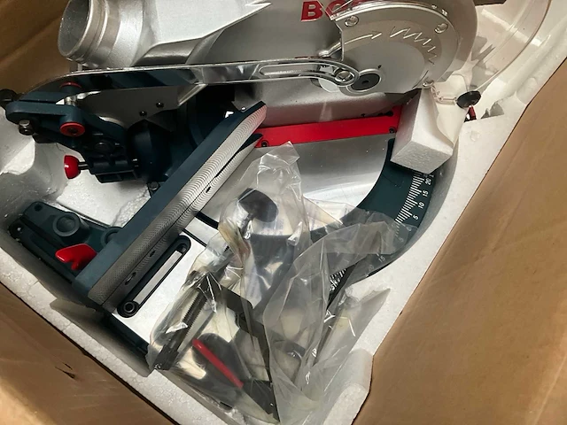 Bosch gcm 10 afkortcirkelzaagmachine - afbeelding 5 van  8