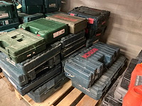 Bosch gereedschapskoffer (17x) - afbeelding 1 van  5