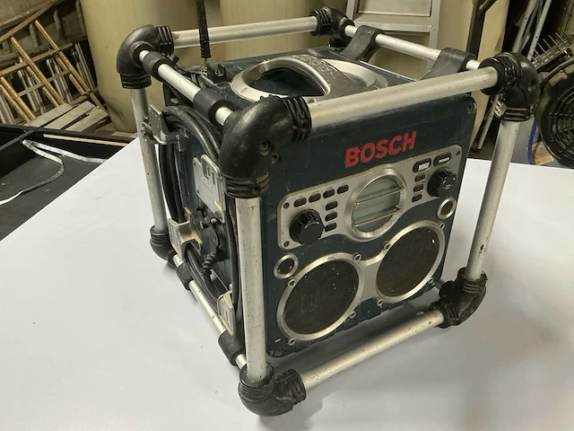 Bosch gml 24v werfradio radio & wekker - afbeelding 1 van  5