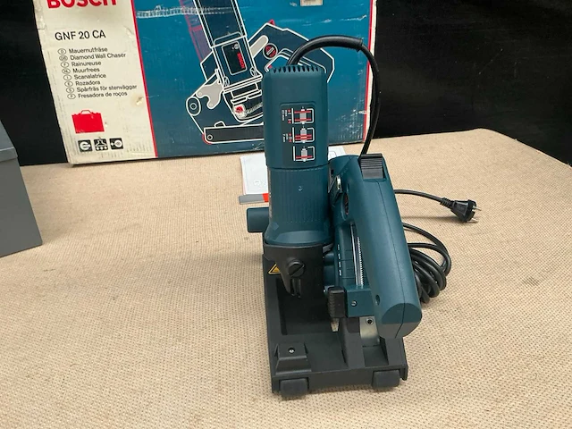 Bosch gnf 20 ca muurfrees - afbeelding 2 van  7