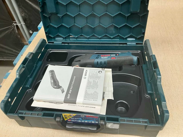 Bosch gop 10,8v-li accu multitool - afbeelding 3 van  4