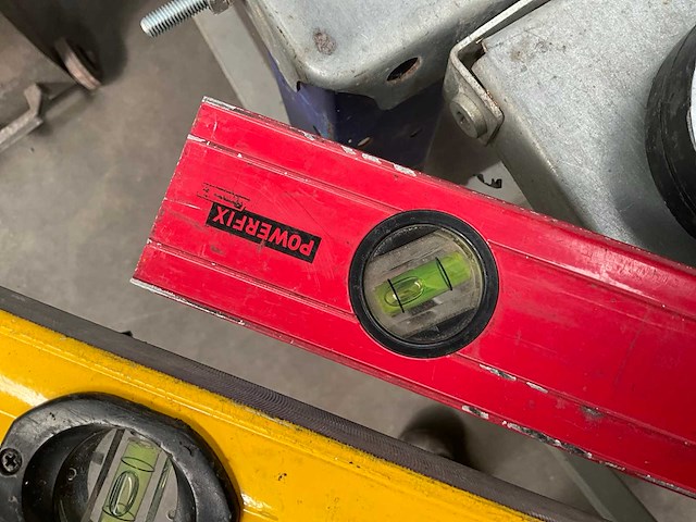 Bosch gr500 professional meetlat + 5x waterpas - afbeelding 6 van  8