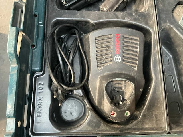 Bosch gsa 10,8v-li reciprozaag - afbeelding 3 van  7