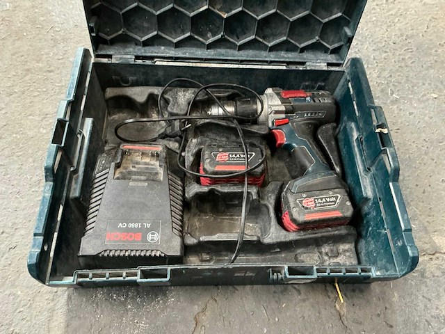 Bosch gsr 14,4ve-2-li schroefboormachine - afbeelding 1 van  7