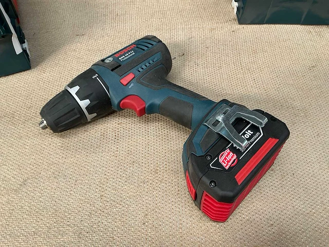 Bosch gsr 18v-li schroefboormachine - afbeelding 1 van  4