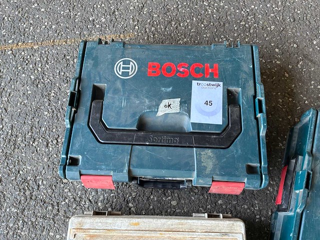 Bosch gst 140 bce decoupeerzaag - afbeelding 1 van  1