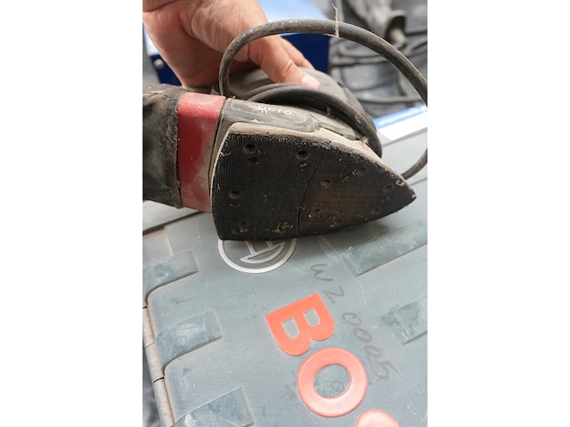 Bosch gst 150 ce decoupeerzaag + skil octo multischuurmachine - afbeelding 11 van  11