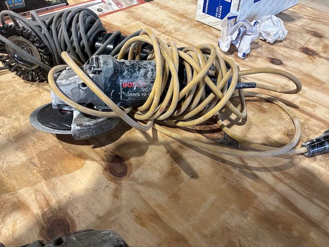 Bosch gws 10-125 haakse slijper, borstelmachine - afbeelding 4 van  5