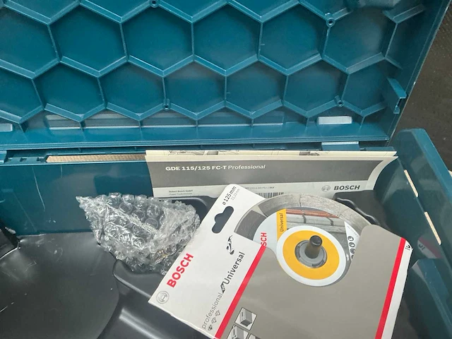 Bosch gws 13-125 ci haakse slijpmachine met stofkap - afbeelding 9 van  10