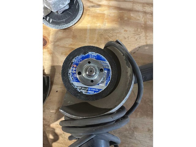 Bosch haakse slijpmachine (2x) - afbeelding 5 van  6