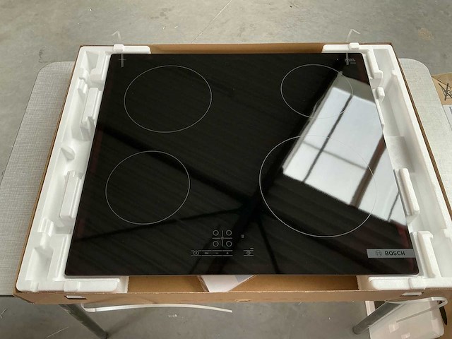 Bosch ht6et60 kookplaat - afbeelding 4 van  4
