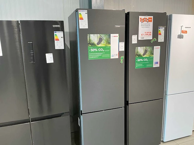 Bosch kgn39ocaf combi-koelkast - afbeelding 1 van  9