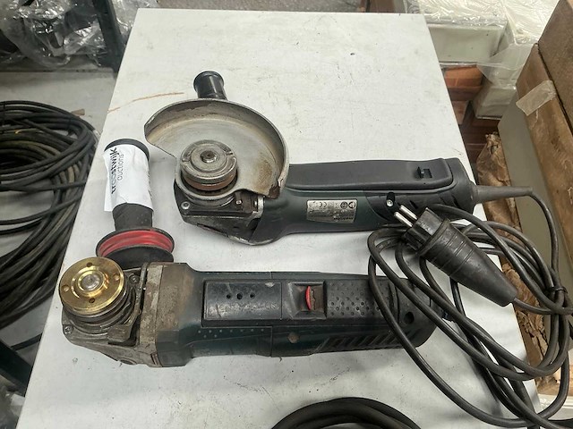 Bosch / metabo haakse slijpmachine (2x) - afbeelding 1 van  6