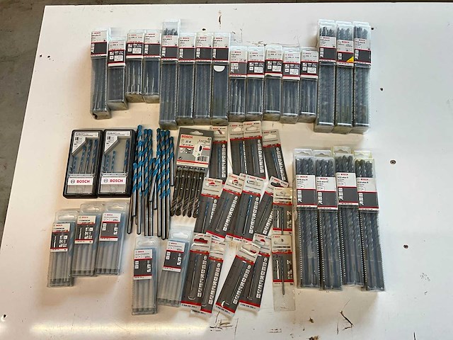 Bosch partij boren - afbeelding 1 van  10