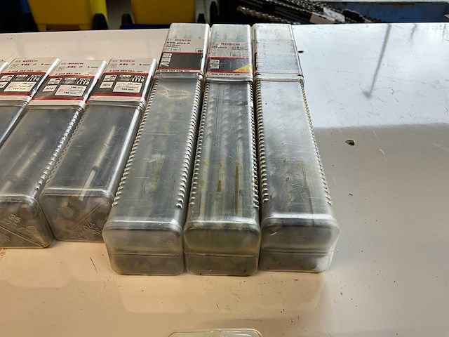 Bosch partij boren - afbeelding 11 van  11