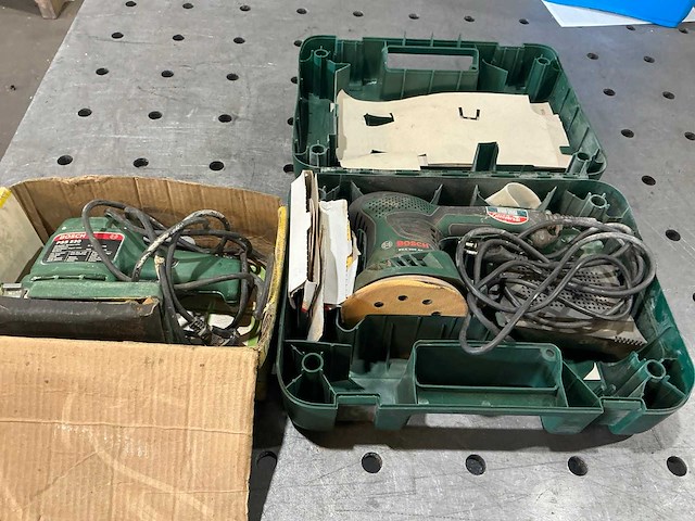 Bosch pex300ae en pss220 schuurmachine (2x) - afbeelding 1 van  6