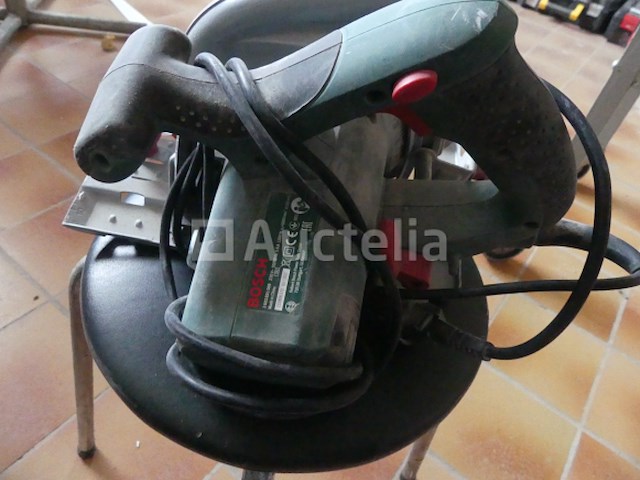 Bosch pks 55 draagbare cirkelzaag - afbeelding 3 van  3