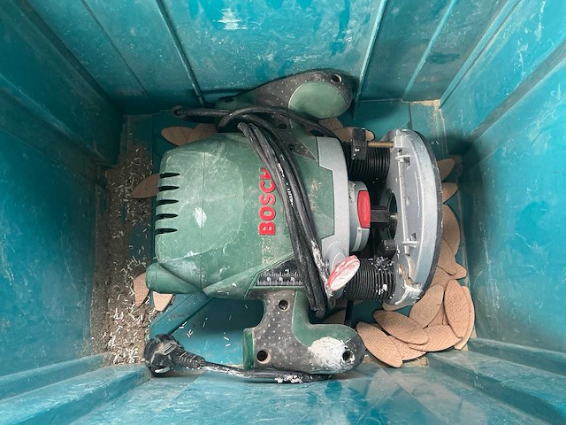 Bosch pof 1200 ae bovenfrees - afbeelding 1 van  4