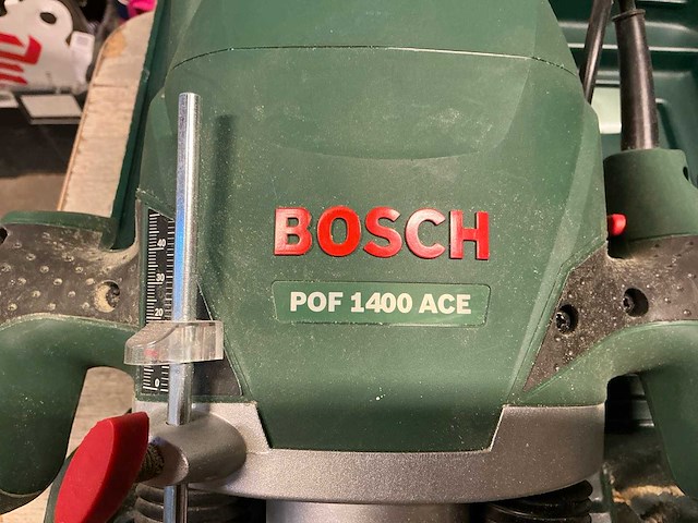 Bosch pof 1400 ace bovenfrees - afbeelding 2 van  4