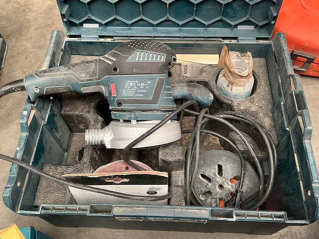 Bosch professional gex 125-150 ave schuurmachine - afbeelding 2 van  3