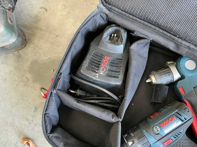 Bosch schroefboormachine (2x) - afbeelding 3 van  3