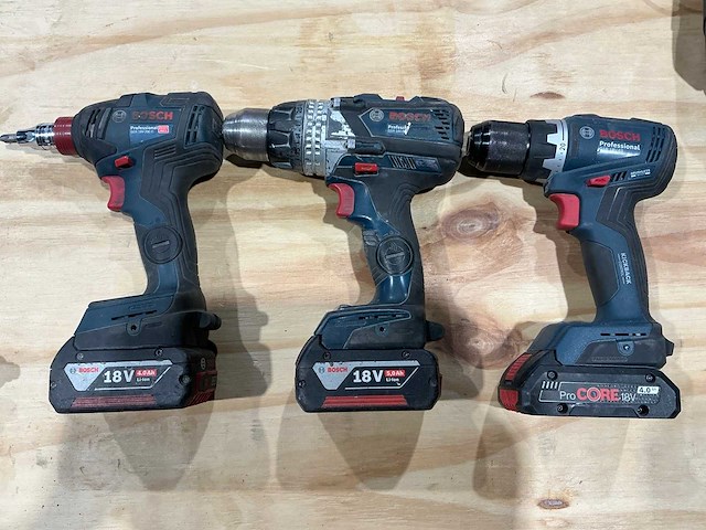 Bosch schroefboormachine (3x) - afbeelding 1 van  15