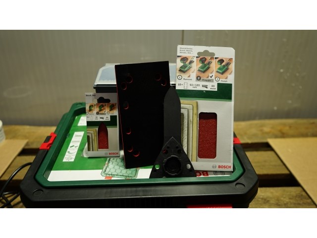 Bosch schuurmachine - afbeelding 4 van  4