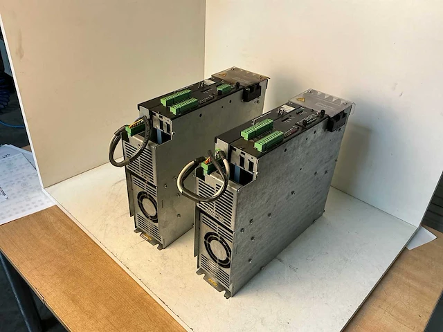 Bosch sm50/100-t en sm35/70-t servo inverter module (2x) - afbeelding 1 van  8