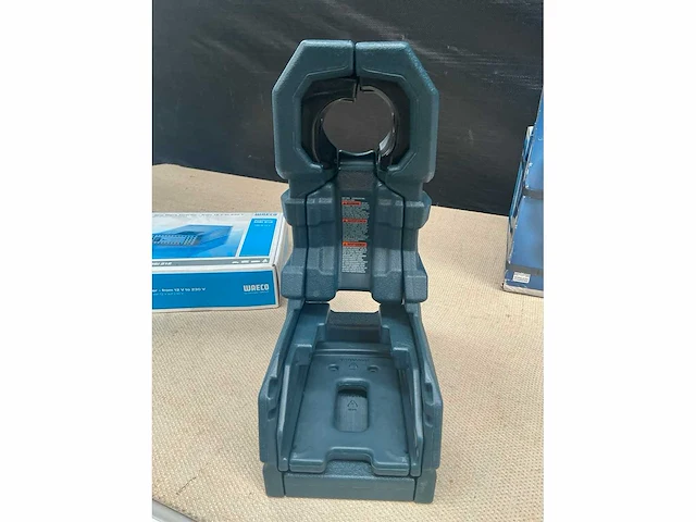 Bosch wireless charger holster met omvormer - afbeelding 4 van  6
