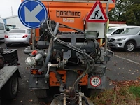 Boschung fietspadnatzoutstrooier + sneeuwschuif + sneeuwborstel - afbeelding 15 van  20