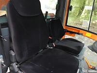 Boschung fietspadnatzoutstrooier + sneeuwschuif + sneeuwborstel - afbeelding 5 van  18