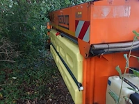 Boschung natzoutstrooier op slede - afbeelding 5 van  12