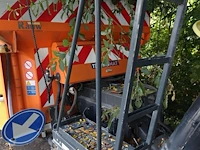 Boschung natzoutstrooier op slede - afbeelding 11 van  12