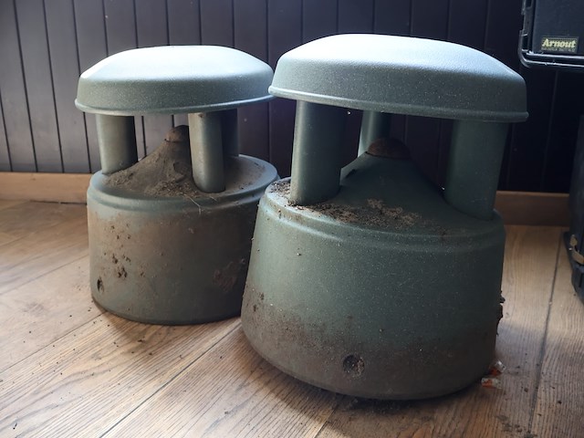 Bose buiten speakers (x2) - afbeelding 1 van  4