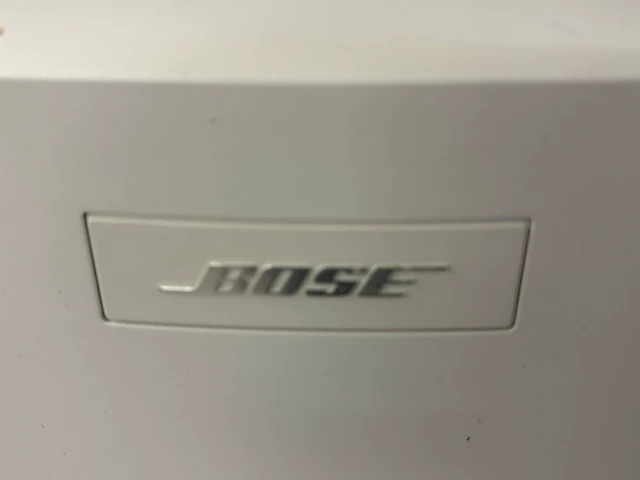 Bose subwoofer - afbeelding 2 van  5
