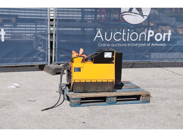 Bosmaaier ebc32 2026 voor minigraver - afbeelding 1 van  1