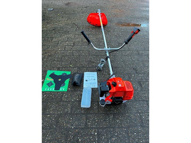 Bosmaaier hotoka benzine 52cc 2-takt - afbeelding 1 van  1