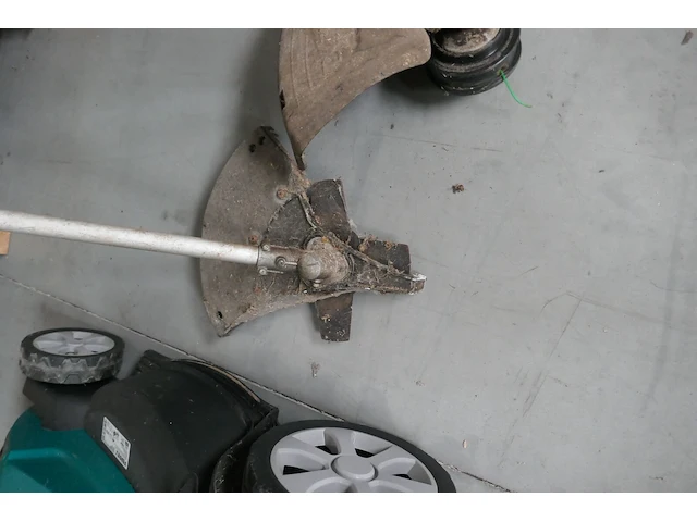 Bosmaaier op benzine powerplus - afbeelding 2 van  5