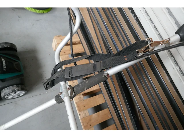 Bosmaaier op benzine powerplus - afbeelding 4 van  5