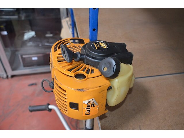 Bosmaaier oranje kleur electrolux cabrio 261 mc culloch (13) - afbeelding 4 van  9