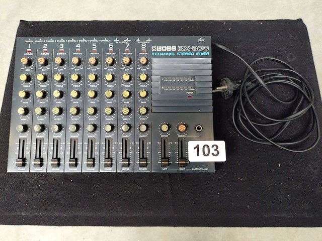 Boss - bx-800 - analog mixing console - afbeelding 1 van  2