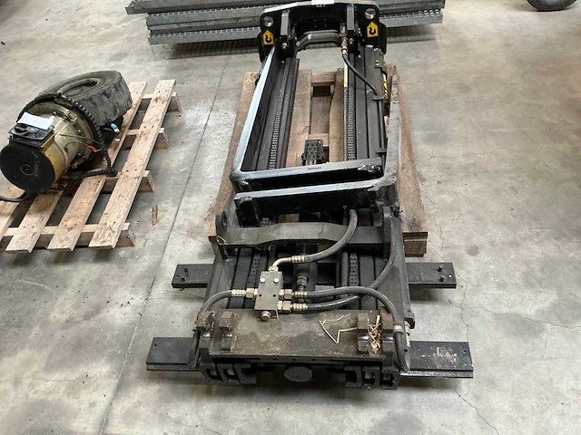 Boss hefmast - afbeelding 2 van  3