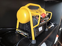 Bostitch 6 liter 240v mrc6-e compressor - afbeelding 3 van  9