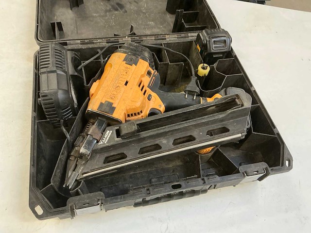 Bostitch bf33 tacker - afbeelding 1 van  7